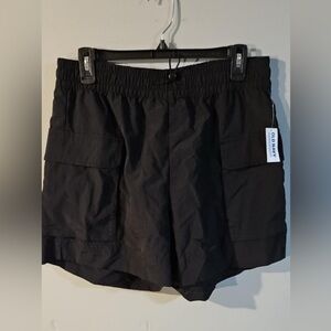 NWT Black old navy active shorts